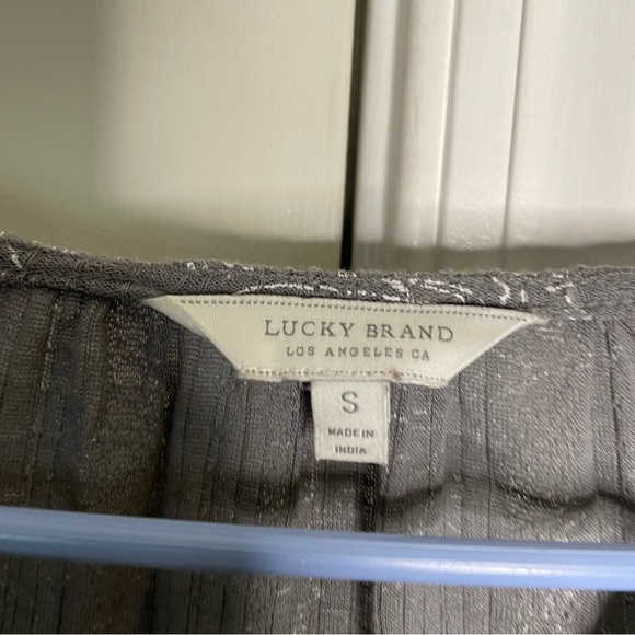 Lucky Brand Womens Size Small Gray Long Sleeve Boho Top Hi Low Lightweight - Picture 3 of 8